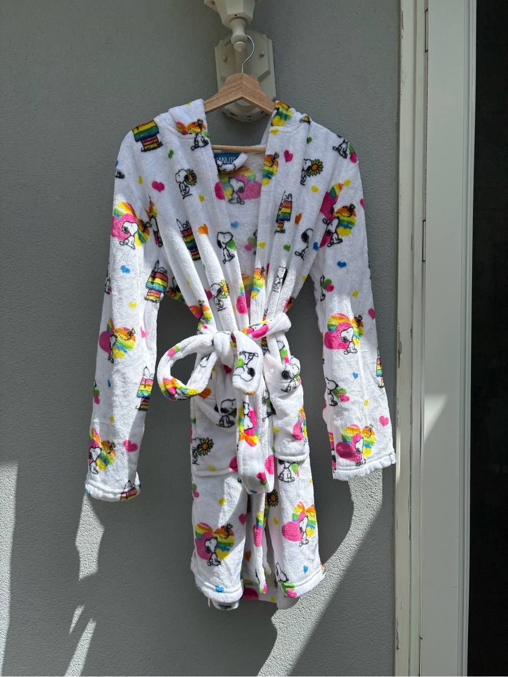 Peanuts Kids White Plush Hooded Robe with Rainbow Snoopy and Hearts